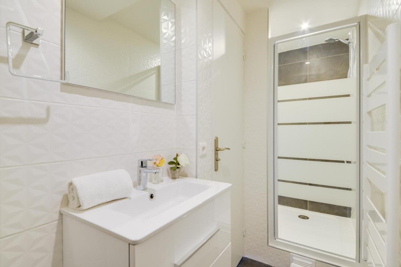 Sweett - Saint Lazare Apartment Paris Bagian luar foto